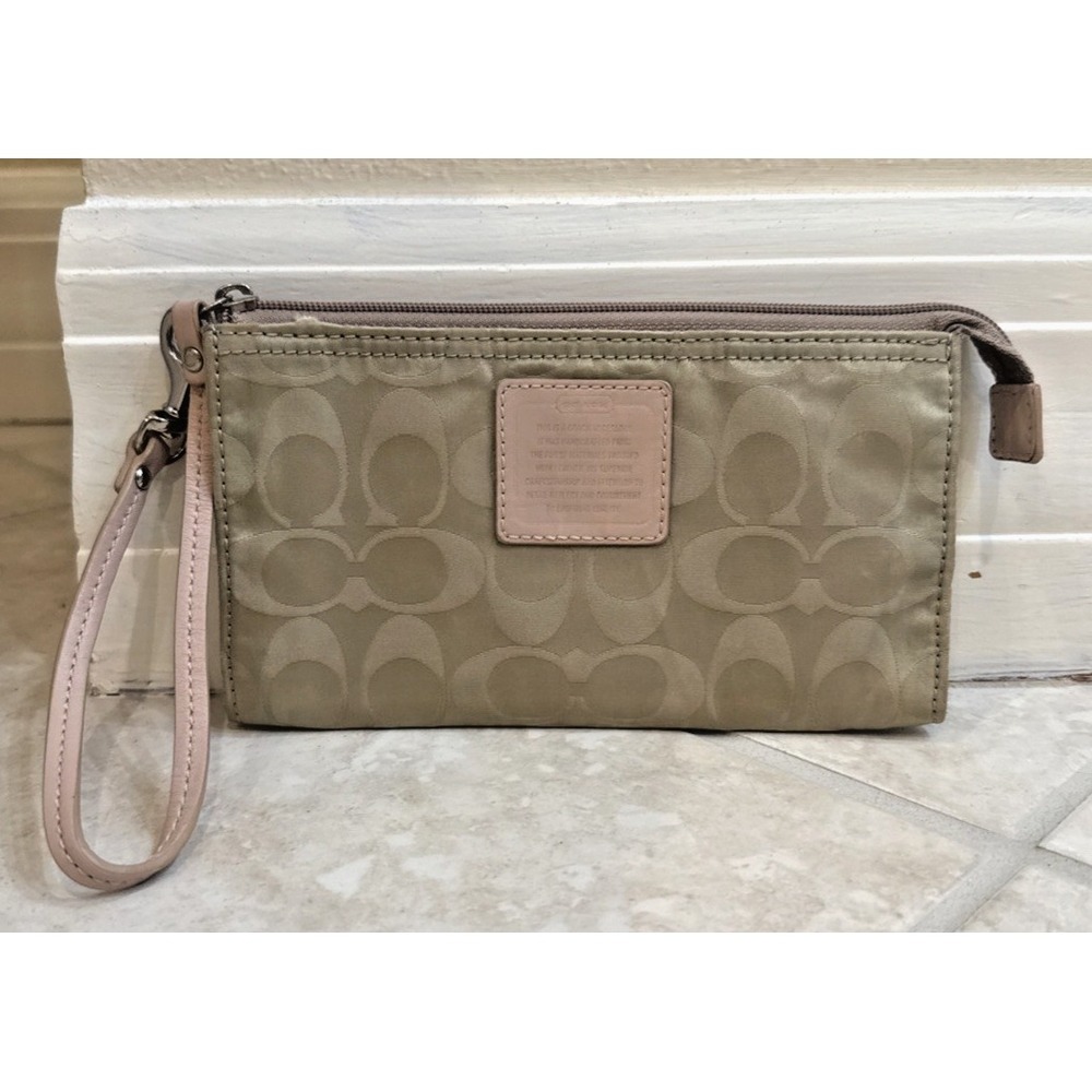 Coach Monogram Tan Beige‎ Wristlet Wallet Card ID Holder 7x4 Pink inside